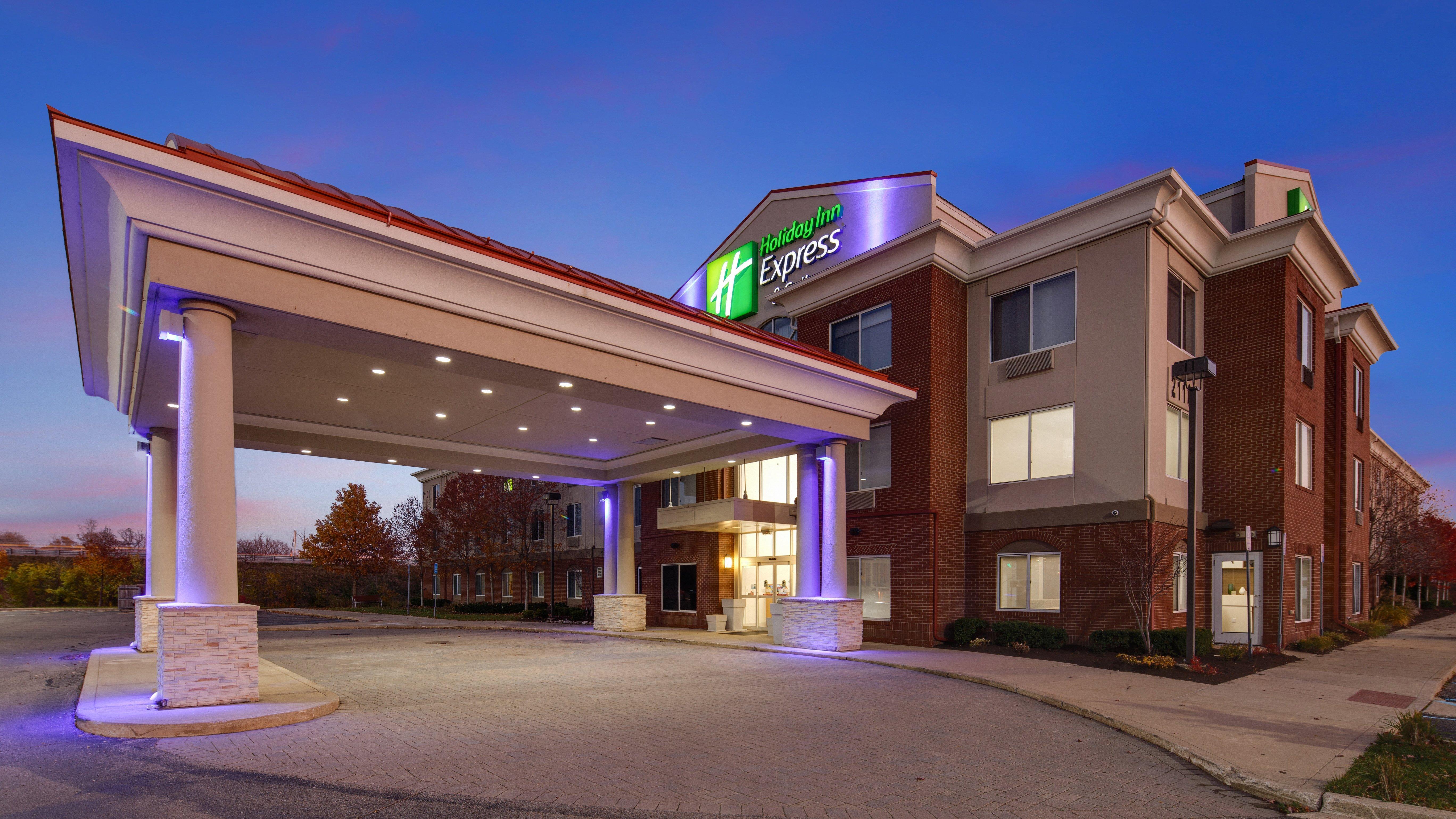 Holiday Inn Express Hotel & Suites Detroit - Farmington Hills, An Ihg Hotel Northville Exterior photo